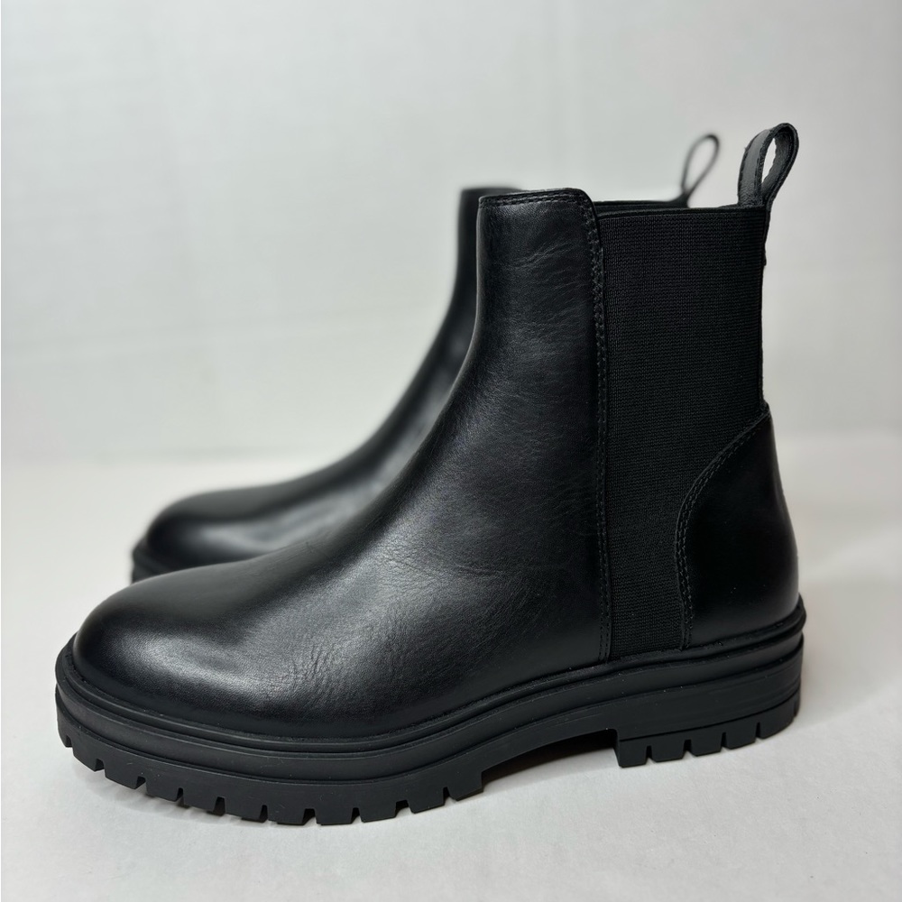 Steve Madden Ladie’s Leather Gore Chelsea boots Black Brand New pull on style - Picture 4 of 7